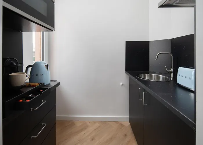 'the Cove' Hbf/messe/oevb Arena/city * Brême